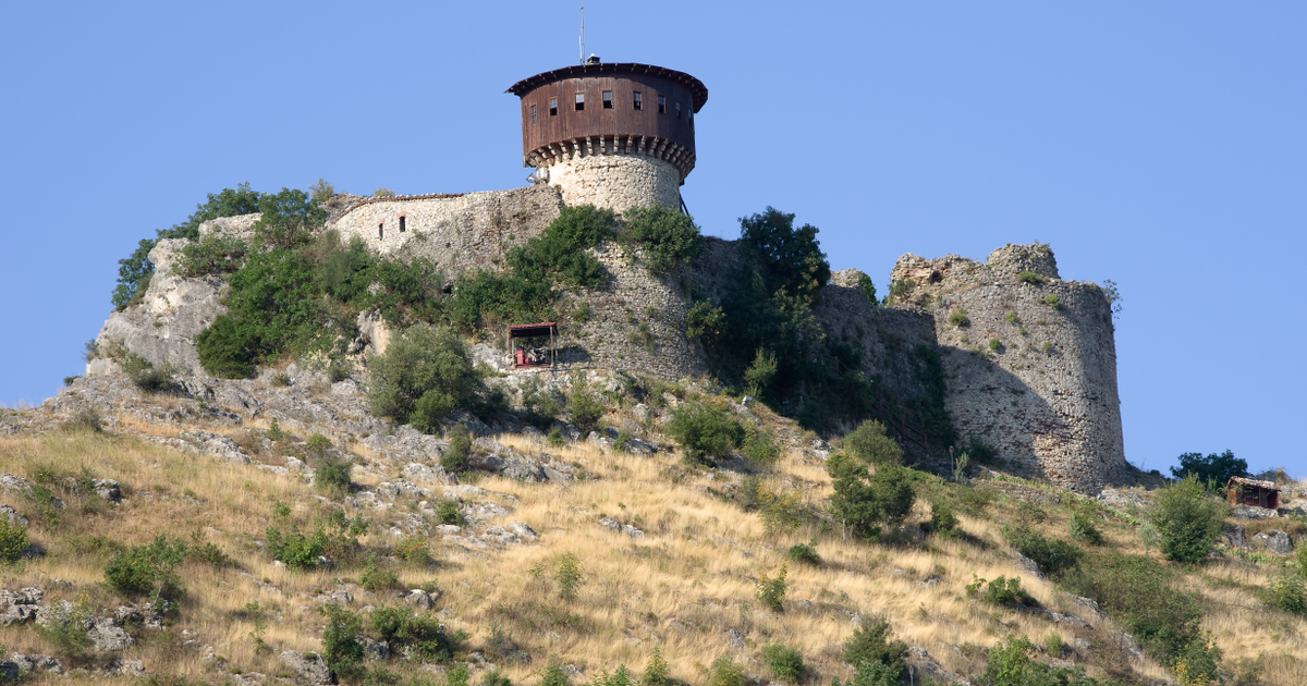 город Тирана